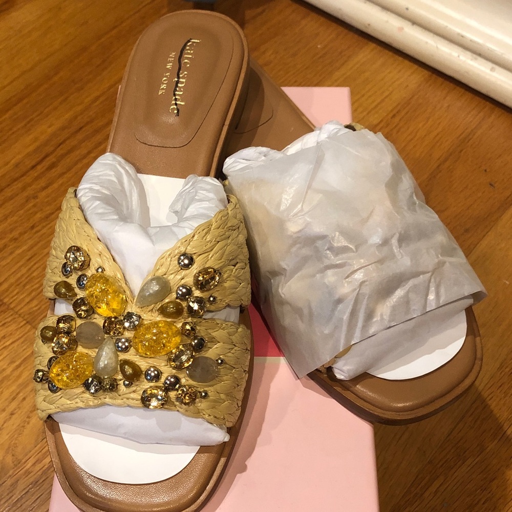 New in Box kate spade Natural Beaded Braided Raffia Slide Mules